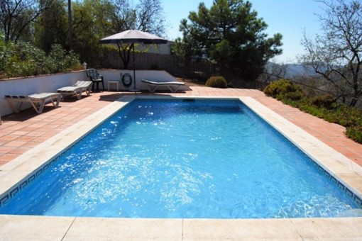 Großzügige Finca mit Pool in Cómpeta, Málaga