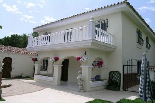 Ferienwohnungen (B&B) und freistehende Villa, nahe des Strandes von Elviria