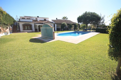 Schöne Finca im traditionellen Stil in Mijas an der Costa Del Sol