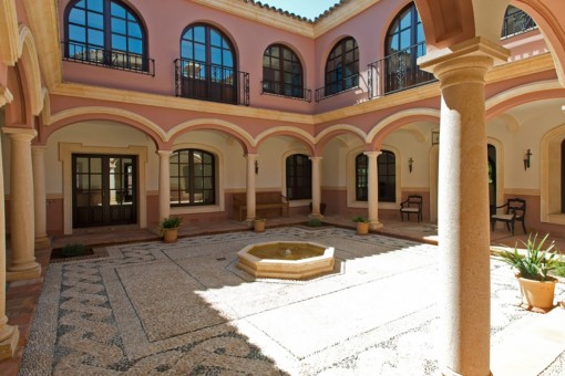 Patio mit Wasserspiel