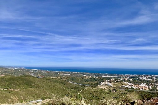 Tolles Grundstück in einer der exklusivsten Wohnanlagen der Zukunft in Benahavis an der Costa del Sol