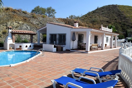 Traditionelle Finca mit Pool und BBQ-Bereich in Viñuela, Málaga