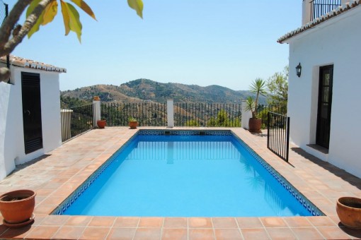 Charmante Finca mit beeindruckender Aussicht in Cómpeta
