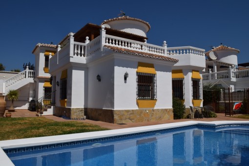 Herrschaftliche Villa mit gepflegtem Pool und Sonnenterrasse nahe Vélez-Málaga