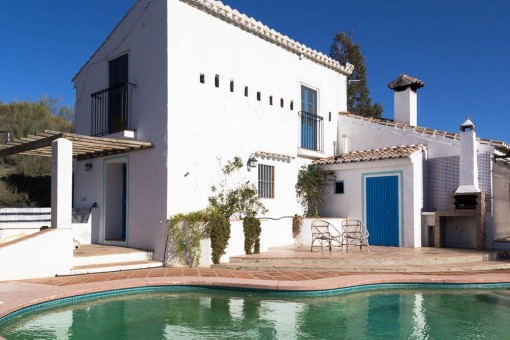 Villa im Landhausstil in unmittelbarer Nähe des Dorfes mit privatem Pool und Bergblick in Sedella, Málaga