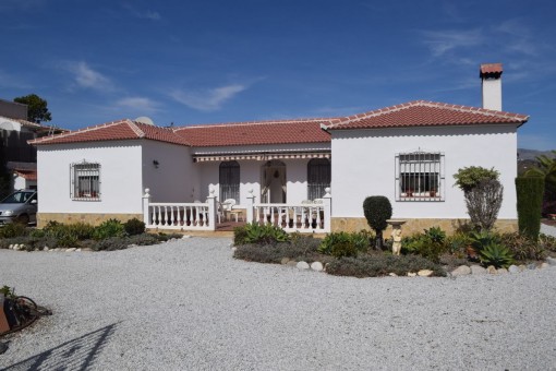 Charmantes Landhaus mit herrlichem Bergblick, Whirlpool und Garage in Canillas de Aceituno