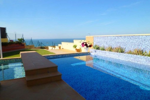 Luxusvilla in 1. Meereslinie in Conil de la Frontera